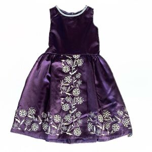 Chasing fireflies size 10 dress.